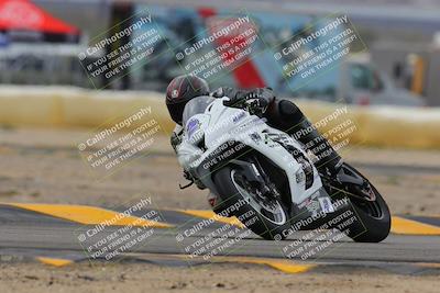 media/Jan-15-2023-SoCal Trackdays (Sun) [[c1237a034a]]/Turn 2 Set 2 (1155am)/